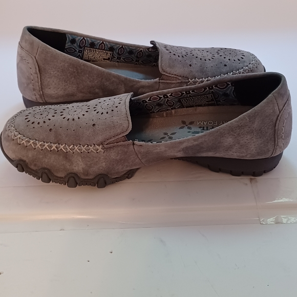 SKETCHERS Shoes woman's GRAY slip-on decorative relaxed fit memory foam - Picture 3 of 7